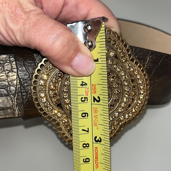 Chico’s leather bling women’s belt size medium - Picture 8 of 11